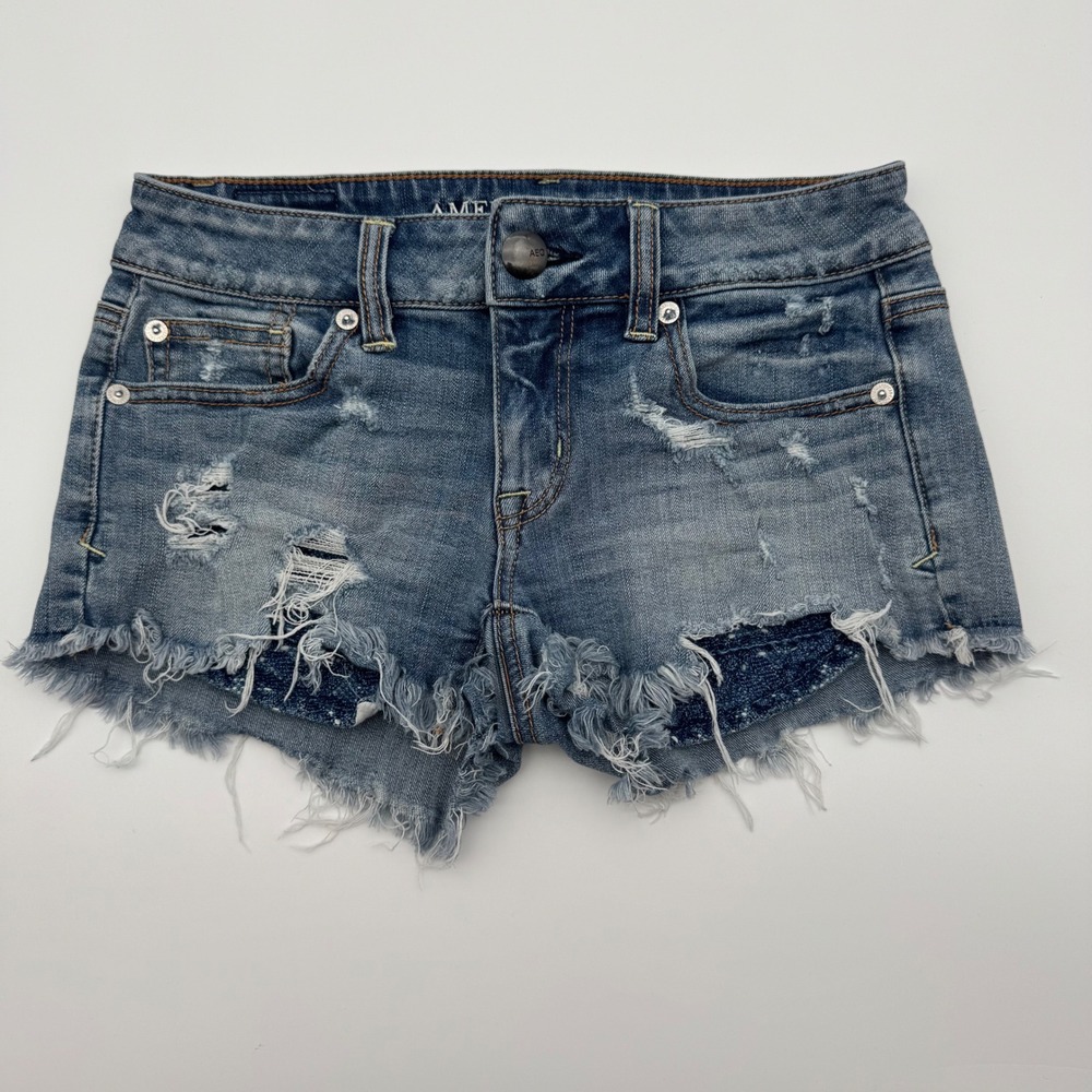 Y2K American Eagle Super Stretch Shortie Distressed Denim Shorts Lace Size 0